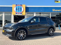 Lynk & Co 01 - 1.5 261pk PHEV 7DCTH | Black Line | Orig.NL | PanoramaDak | 360 graden Camera | Carplay |