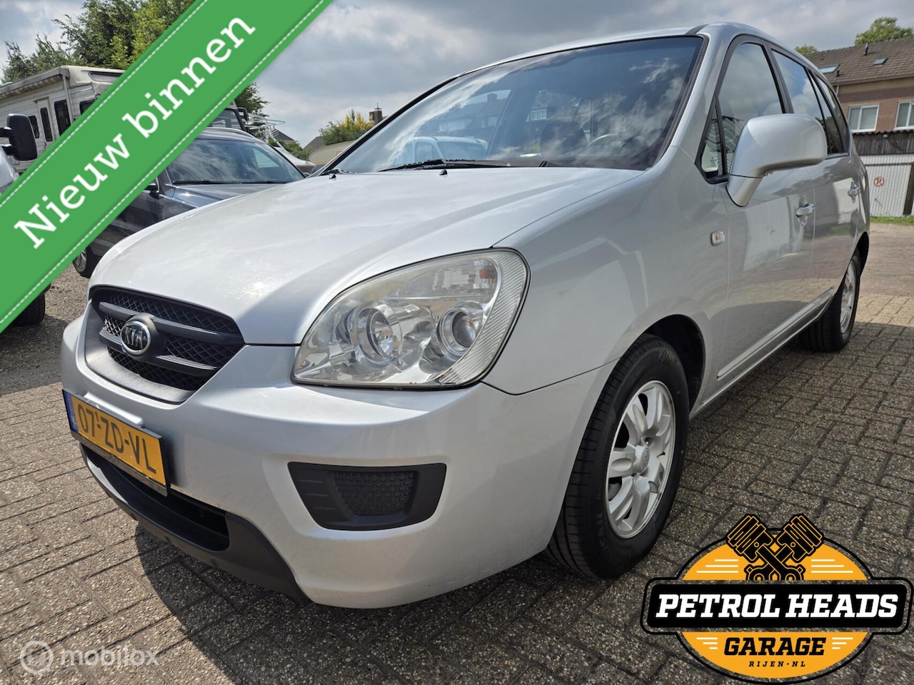 Kia Carens - 2.0 CVVT X-tra | Trekhaak | Airco | 2e eig. | NAP - AutoWereld.nl