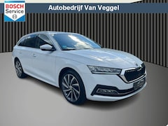 Skoda Octavia Combi - 1.4 TSI iV PHEV Sportline Business pano, virtual cockpit, memory, elek achterklep