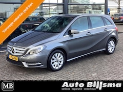 Mercedes-Benz B-klasse - 180 parkeersensoren, airco, xenon verlichting, trekhaak