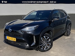 Toyota Yaris Cross - 1.5 Hybrid First Edition Stoelverwarming, Parkeersensoren, Smart Key, LMV, LED, Achteruitr