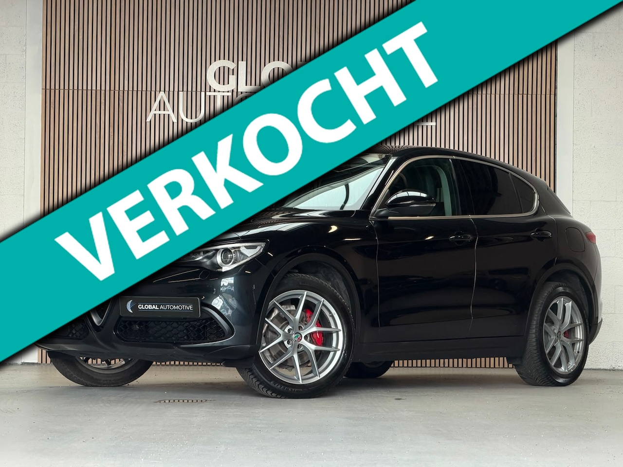 Alfa Romeo Stelvio - 2.0 T AWD Super - FIRST EDITION - 280 PK - LEER - 20'' - AutoWereld.nl