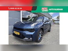 Lynk & Co 01 - 1.5 Pano, carplay, 360camera, adaptive cruise
