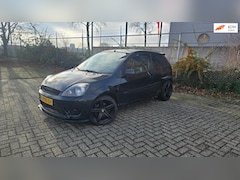 Ford Fiesta - 2.0-16V ST