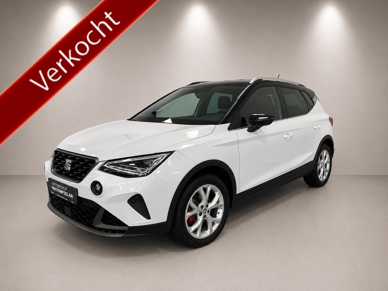 SEAT Arona - 1.5 TSI 150PK / DSG AUTOMAAT/ FR / WIT met zwart dak. - AutoWereld.nl