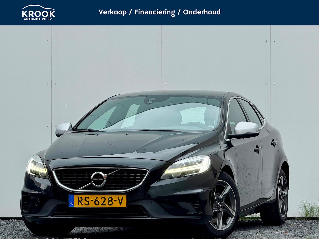 Volvo V40 - 2.0 D3 Business Sport | 2018 | - AutoWereld.nl