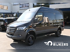 Mercedes-Benz Sprinter - 319 CDI 4x4 L2H2 AWD Draaistoelen, 360 Graden camera, LED, Standkachel