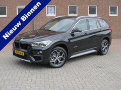 BMW X1 - sDrive20i Corporate Lease High Executive * Rijklaarprijs incl. garantie * Automaat * PDC V