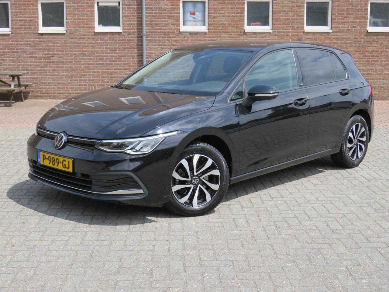 Volkswagen Golf - 1.0 TSI 110Pk Life * Rijklaarprijs incl. garantie * Navi * Carplay Android * Led * ACC * P - AutoWereld.nl