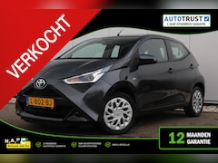 Toyota Aygo - 1.0 VVT-i x-play Automaat Carplay Android/Navigatie Achteruitrijcamera Airco LED