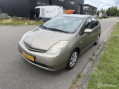 Toyota Prius - 1.5 VVT-i