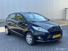 Ford Fiesta - 1.6 TDCi ECOnetic Titanium Airco apk 1-7-2027