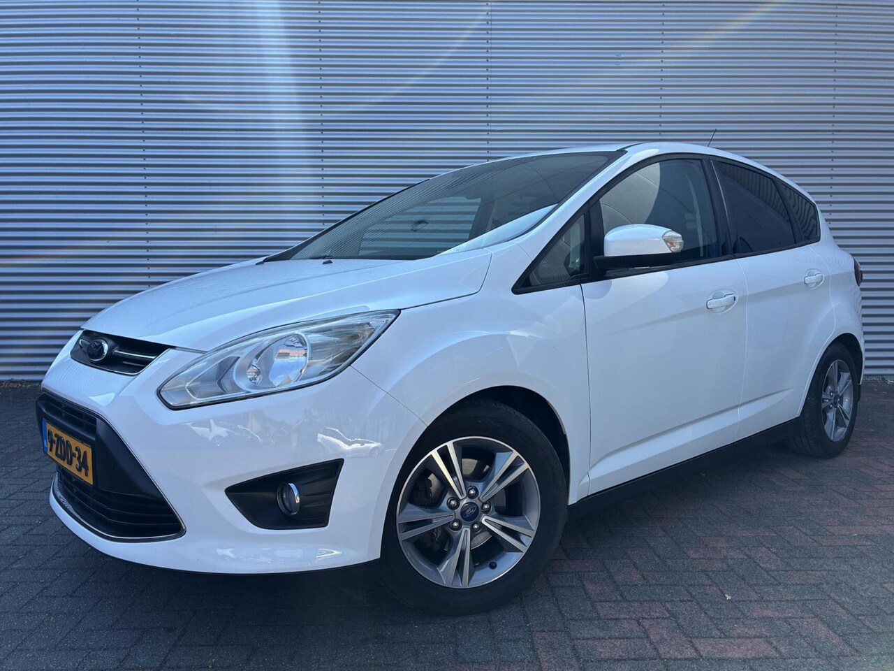 Ford C-Max - 1.0 Edition Airco Cruise Navi NL Auto Trekhaak 14 Eerste Eigenaar Perfecte Staat Hoge Inst - AutoWereld.nl