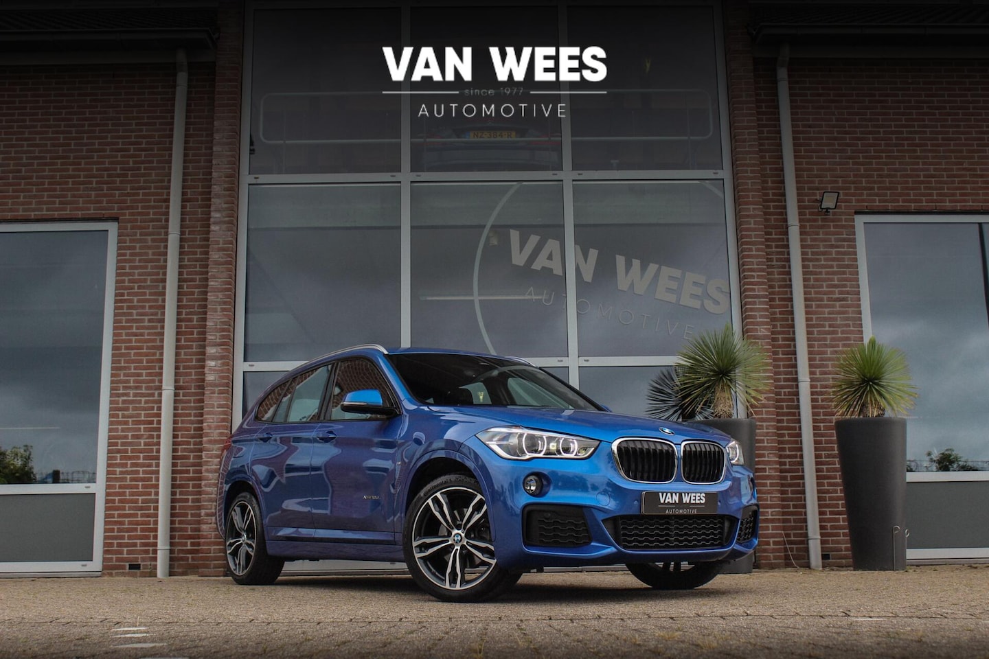 BMW X1 - xDrive18d High Executive M Sport | Keyless entry | Camera | Head-up | Navigatie | Stoelver - AutoWereld.nl