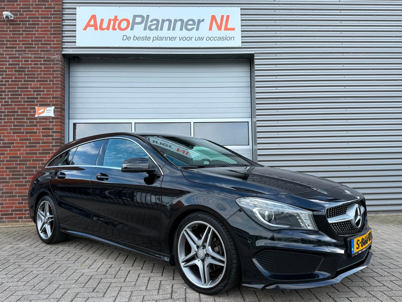 Mercedes-Benz CLA-klasse Shooting Brake - 200 AMG Line! Xenon! - AutoWereld.nl