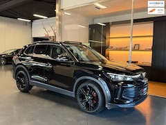 Volkswagen Tiguan - 1.5 eTSI Panorama 360Cam. Trekhaak 1e eigenaar
