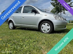 Toyota Yaris - 1.3-16V VVT-i Sol 5 DEURS AUTOMAAT