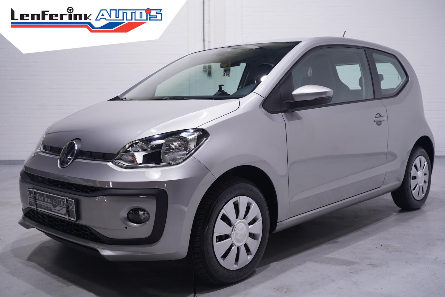 Volkswagen Up! - 1.0 Stoelverwarming Bluetooth DAB Radio all-season banden telefoonhouder - AutoWereld.nl