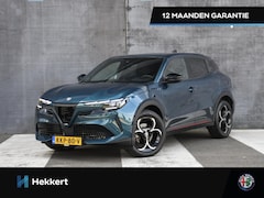 Alfa Romeo Junior - Speciale 1.2 Turbo Hybrid Ibrida 145pk Automaat CAMERA | DODE HOEK | LED | 18''LM | ADAPT.