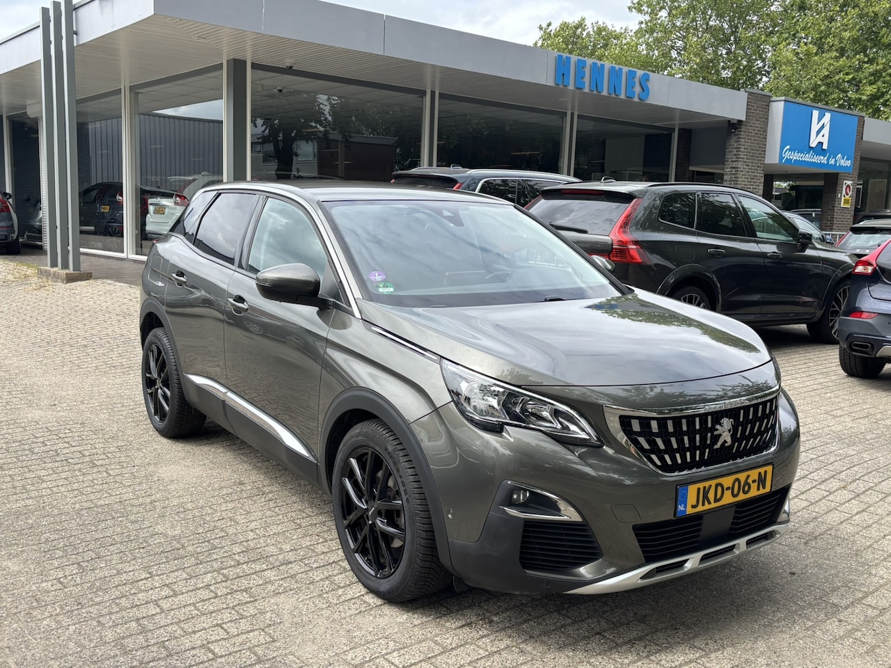 Peugeot 3008 - 1.2 Blue Lease Premium NIEUWE Distributie + koppeling - AutoWereld.nl