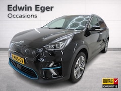 Kia e-Niro - DynamicPlusLine 64 kWh | SOH 100% | 3 Fase laden | Schuif/kanteldak | Half Leder | Andriod