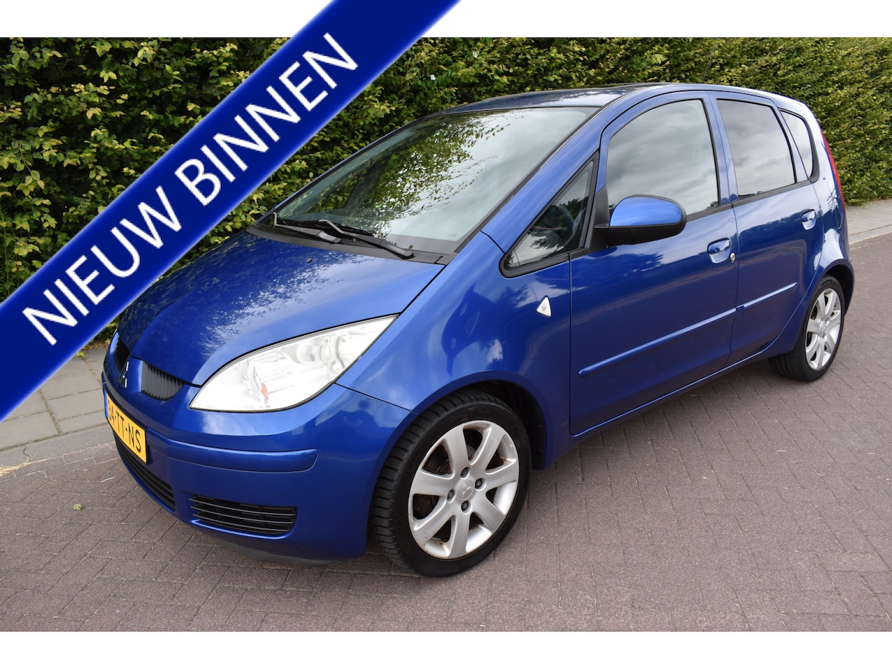 Mitsubishi Colt - 1.5 Instyle Panorama dak Uniek - AutoWereld.nl