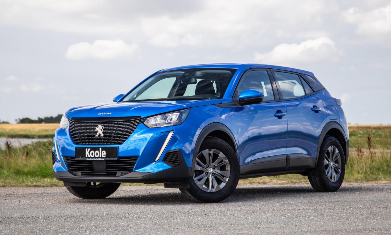 Peugeot 2008 - 1.2 PureTech Active AUTOMAAT / CRUISE CONTROLE / CARPLAY / DEALER ONDERHOUDEN - AutoWereld.nl