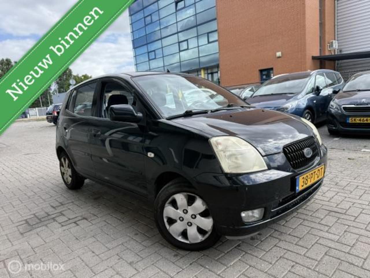 Kia Picanto - 1.0 benzine 5 deurs - AutoWereld.nl