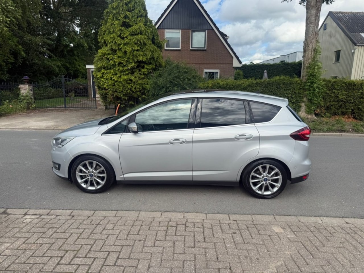 Ford C-Max - 1.5 Titanium*automaat*nieuwe motor*Cruise control*ecc* - AutoWereld.nl