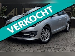 Renault Mégane Estate - 1.5 dCi Bose*Trekhaak*Perkeersens.*Klimaatreg