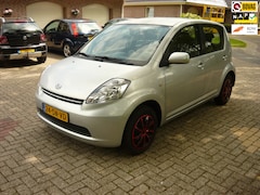 Daihatsu Sirion 2 - 1.3-16V Comfort