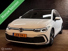 Volkswagen Golf - 1.4 eHybrid GTE | PANO | IQ LIGHTS |