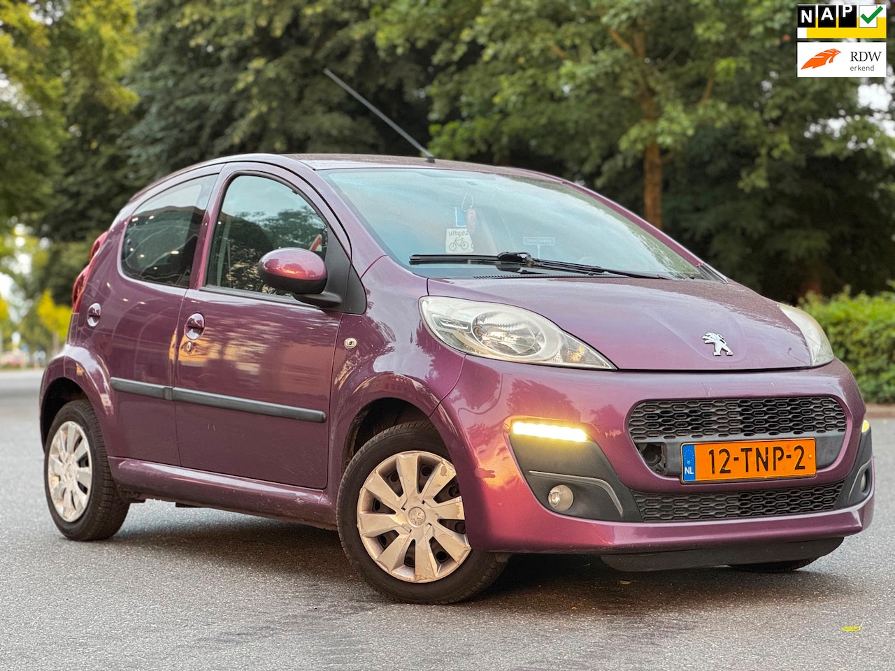 Peugeot 107 - 1.0 Active|LAGE KM|INRUILKOOPIE|RIJD SCHAKELT GOED - AutoWereld.nl