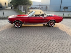 Ford Mustang - V8 289 convertible 1967, stuurbekrachtiging, automatische cabriokap