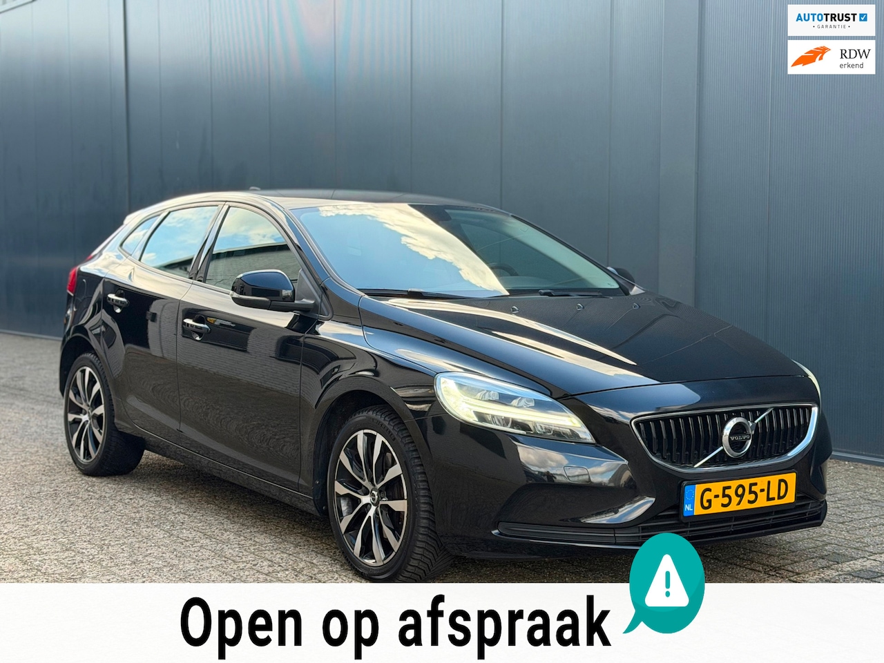 Volvo V40 - 1.5 T2 Automaat|Facelift|StoelVW|Camera|APK - AutoWereld.nl