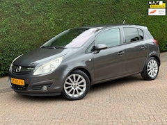 Opel Corsa - 1.2-16V Cosmo /AUTOMAAT/CRUISE/AIRCO/PDC/RIJDTSUPER/
