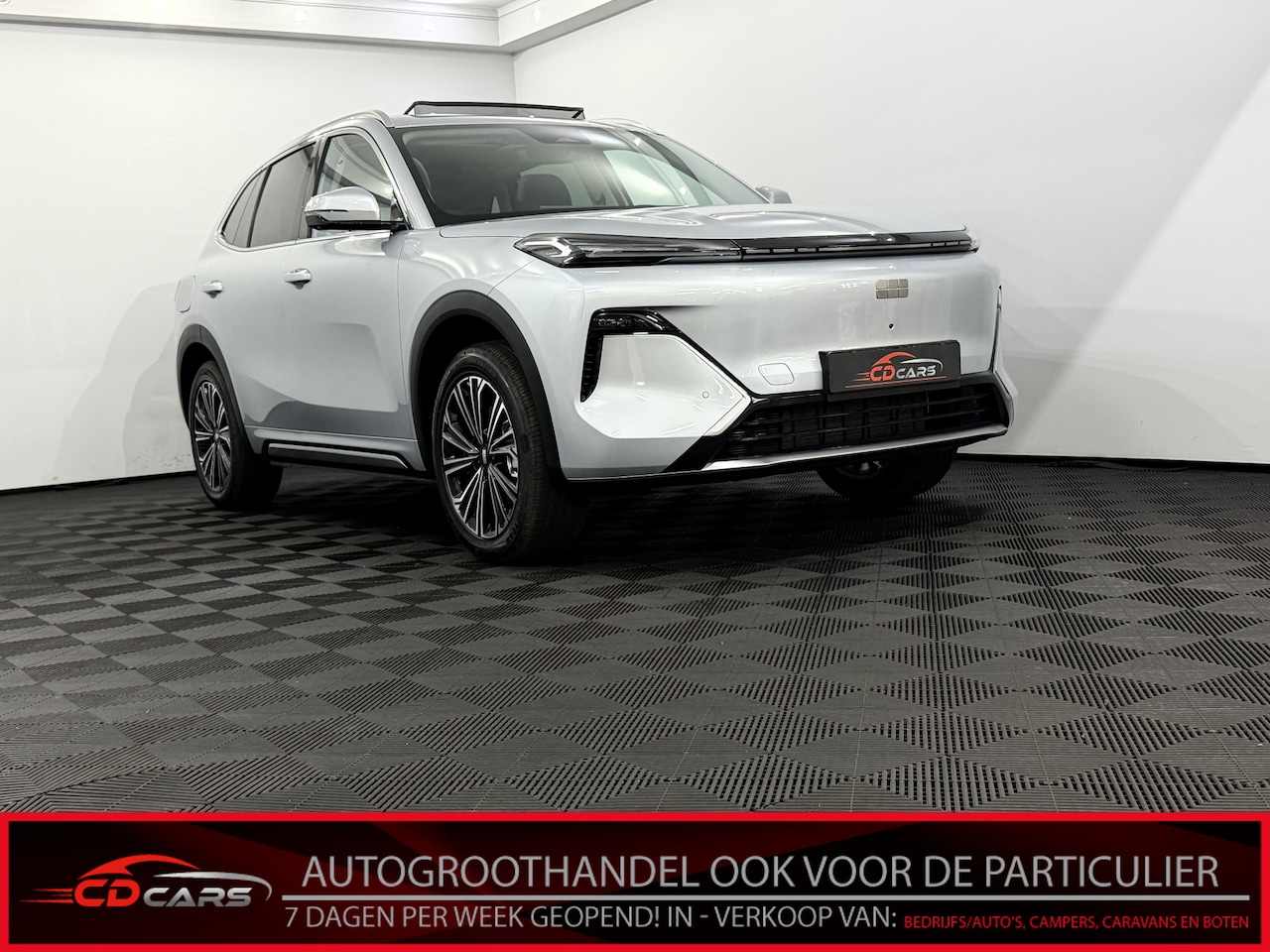 Geely Starray EM-i - 1.5 Max+ Launch Edition Panoramadak, Leder, 360 Camera, Stoelverwarming/Stoelverkoeling, 1 - AutoWereld.nl