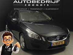 Volvo V60 - 1.6 T3 R-Design *AC*CC*Heatseat