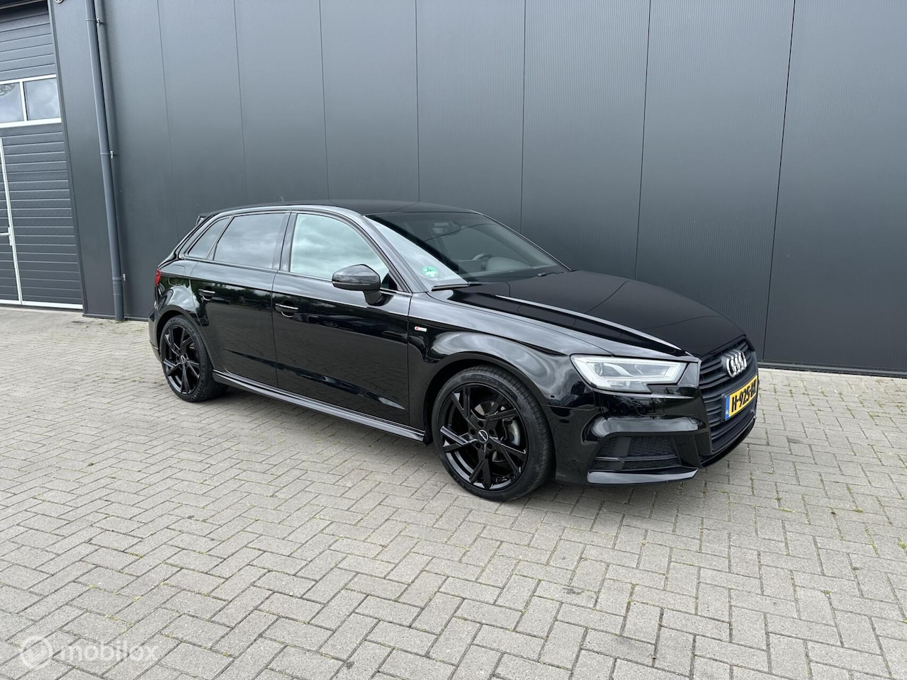 Audi A3 Sportback - 30 TFSI Sport 3x S-line Edition!! virtual - AutoWereld.nl