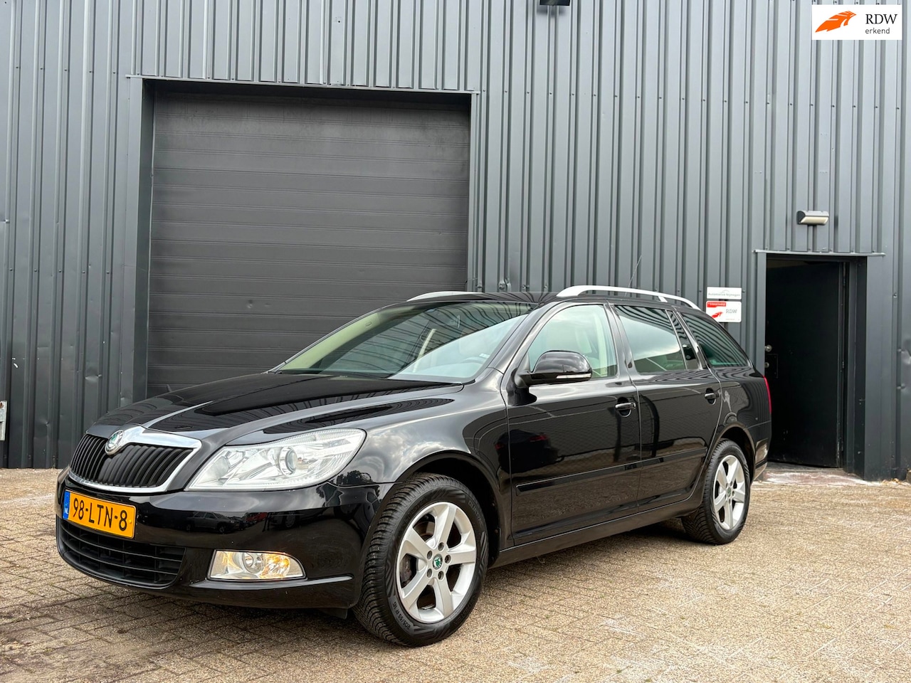 Skoda Octavia Combi - 1.2 TSI Elegance-NWE APK+ Beurt - AutoWereld.nl