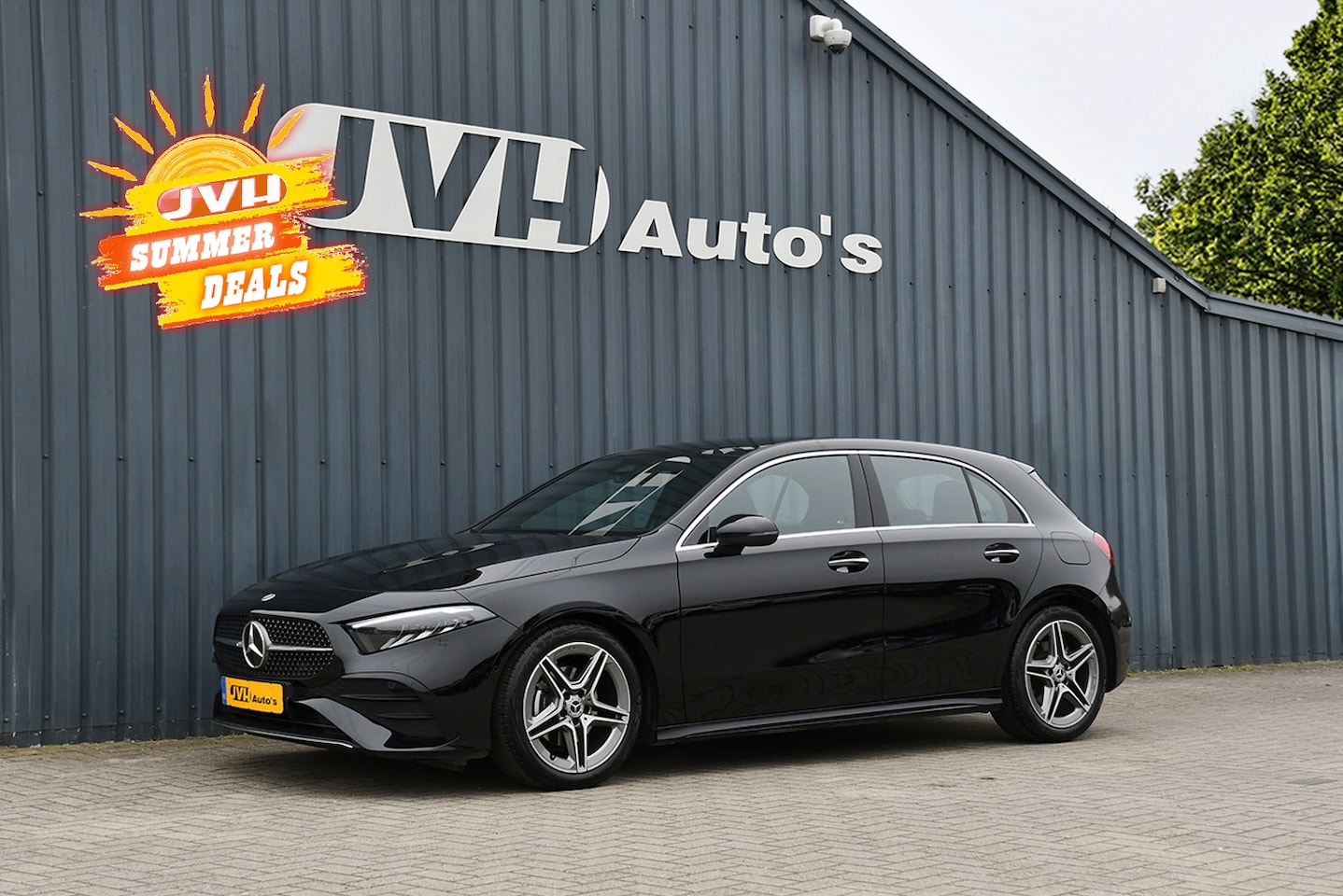 Mercedes-Benz A-klasse - 200 177pk MHEV 7G-DCT AMG Line 04-2024 | BTW | WideScreen | Keyless | LED | Sport - AutoWereld.nl