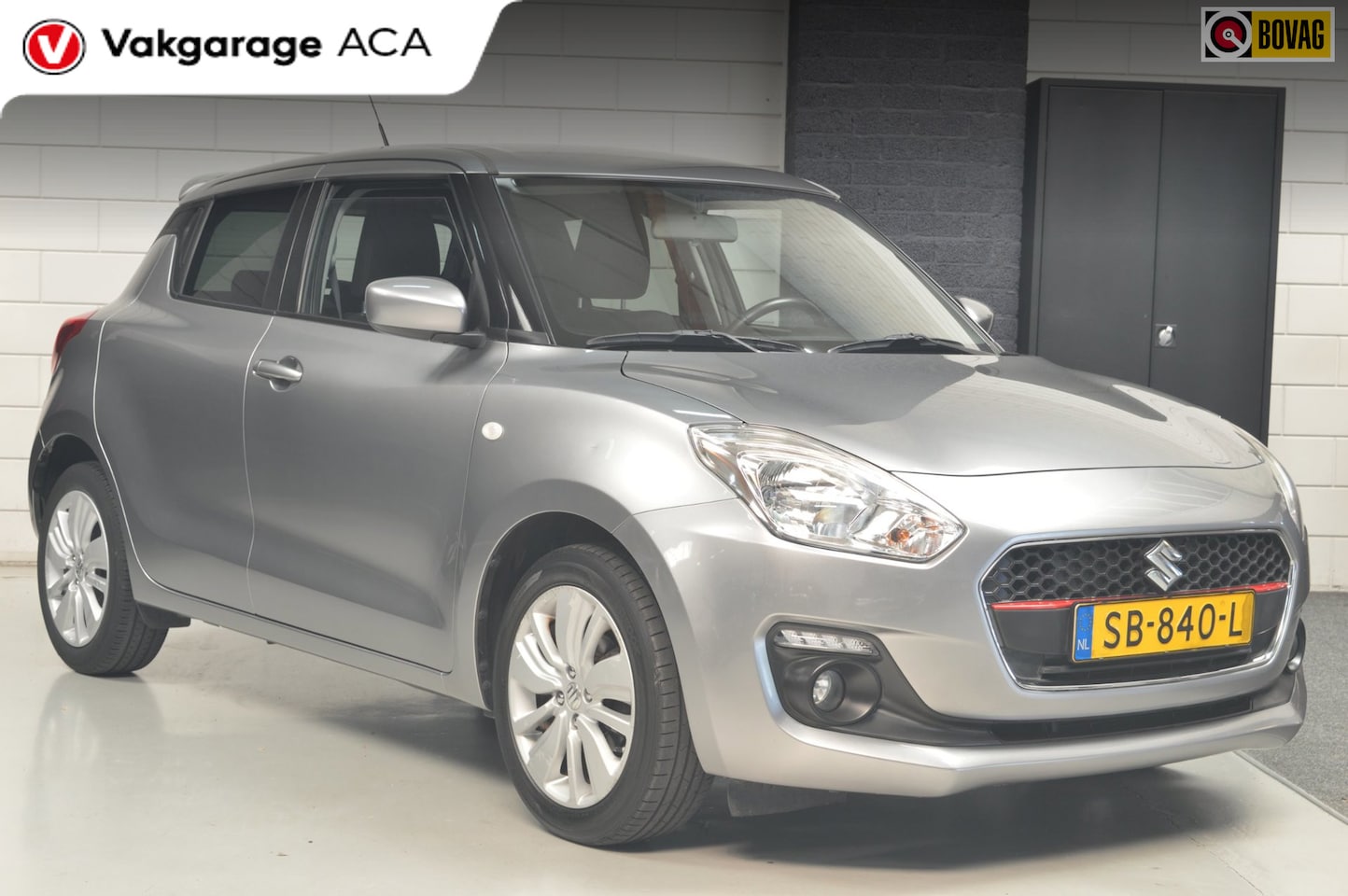 Suzuki Swift - 1.2 Select // 77.000 km // AIRCO // CAMERA // CARPLAY // STOELVERWARMING // - AutoWereld.nl
