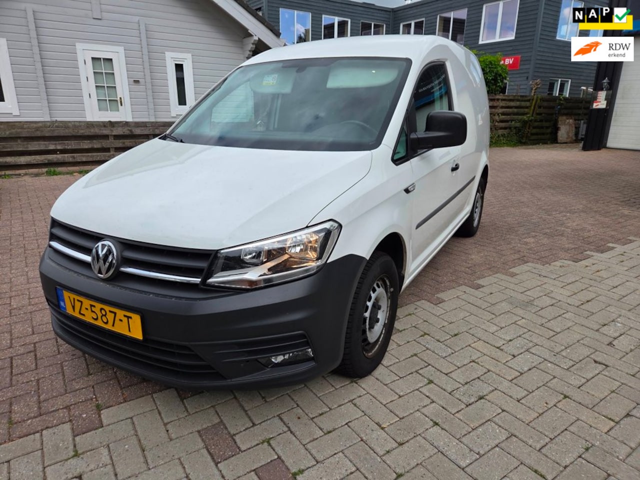 Volkswagen Caddy - 2.0 TDI L1H1 BMT Euro 6 Eertse eigenaar. - AutoWereld.nl