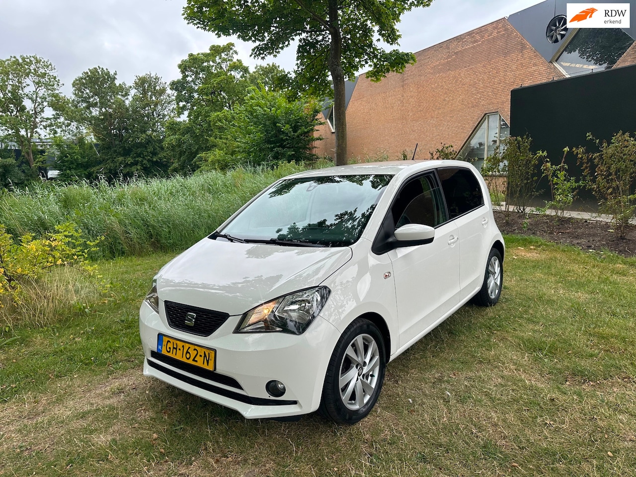 SEAT Mii - 1.0 Sport Dynamic Airco PDC Stoelverwarming 122DKM NAP - AutoWereld.nl