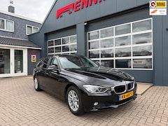 BMW 3-serie Touring - 320i High Executive Sport / Pano / Keyless / DAB / Trekhaak