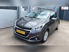 Peugeot 208 - 1.2 VTi Allure 5DR 2018-Navi-Clima-Cruise-APK