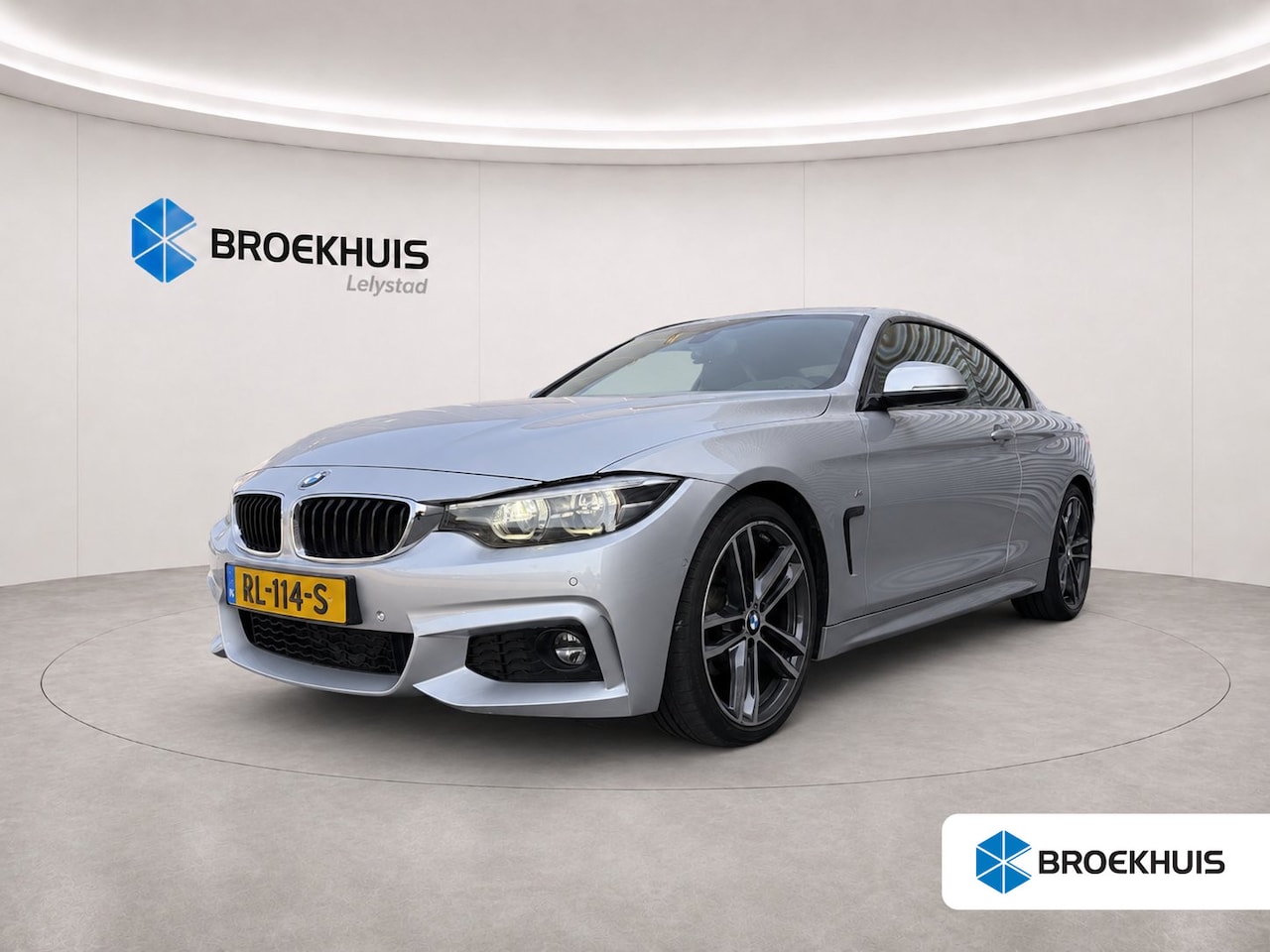 BMW 4-serie Cabrio - 420i 183PK HIGH EXECUTIVE M-SPORT AUTOMAAT / NAVI / LEDER / FULL-LED / CLIMA / 19" LMV / K - AutoWereld.nl