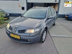 Renault Mégane Grand Tour - 2.0-16V Privilège | Trekhaak