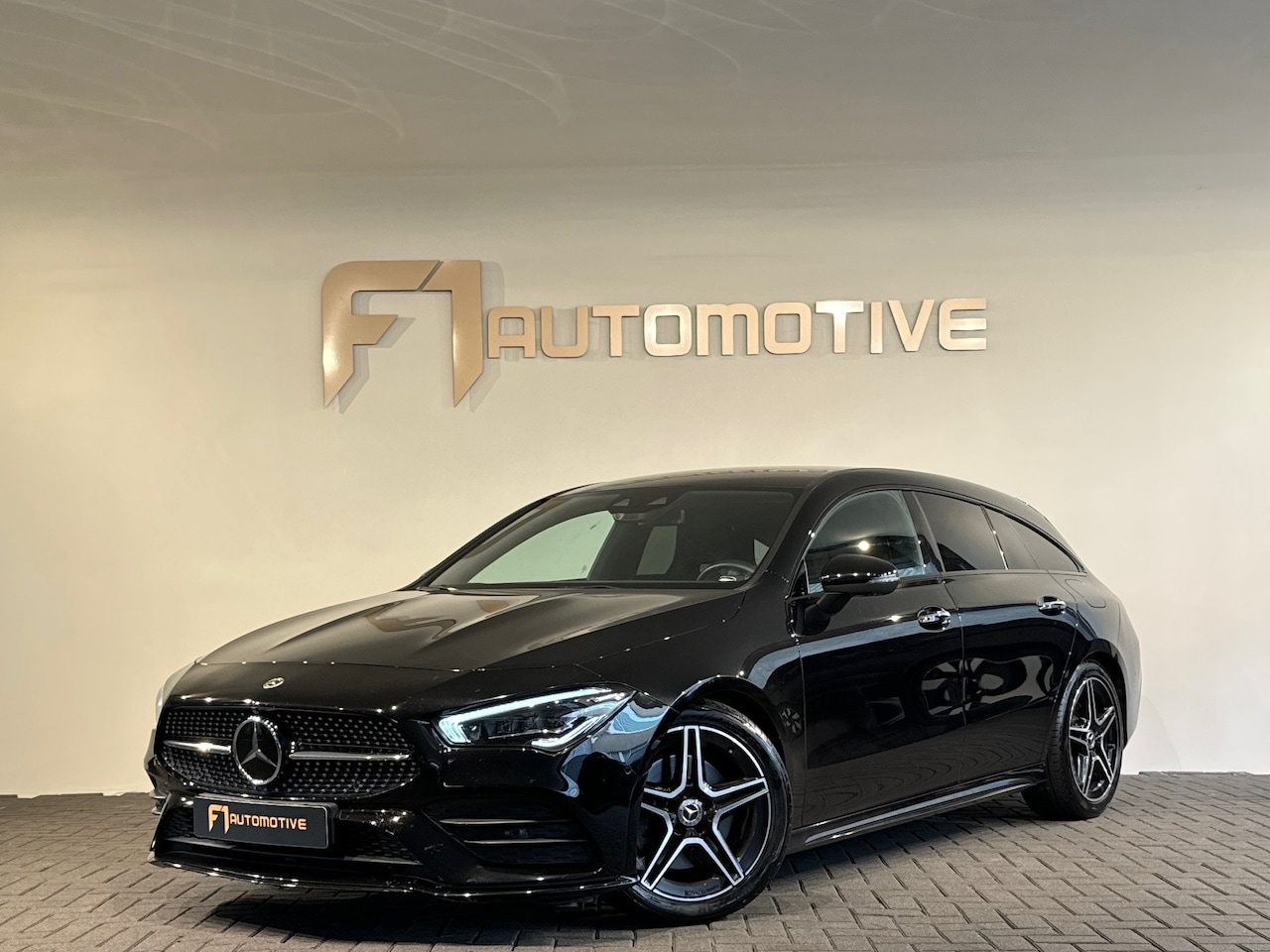 Mercedes-Benz CLA-klasse Shooting Brake - 250 Premium+ Memory - AutoWereld.nl