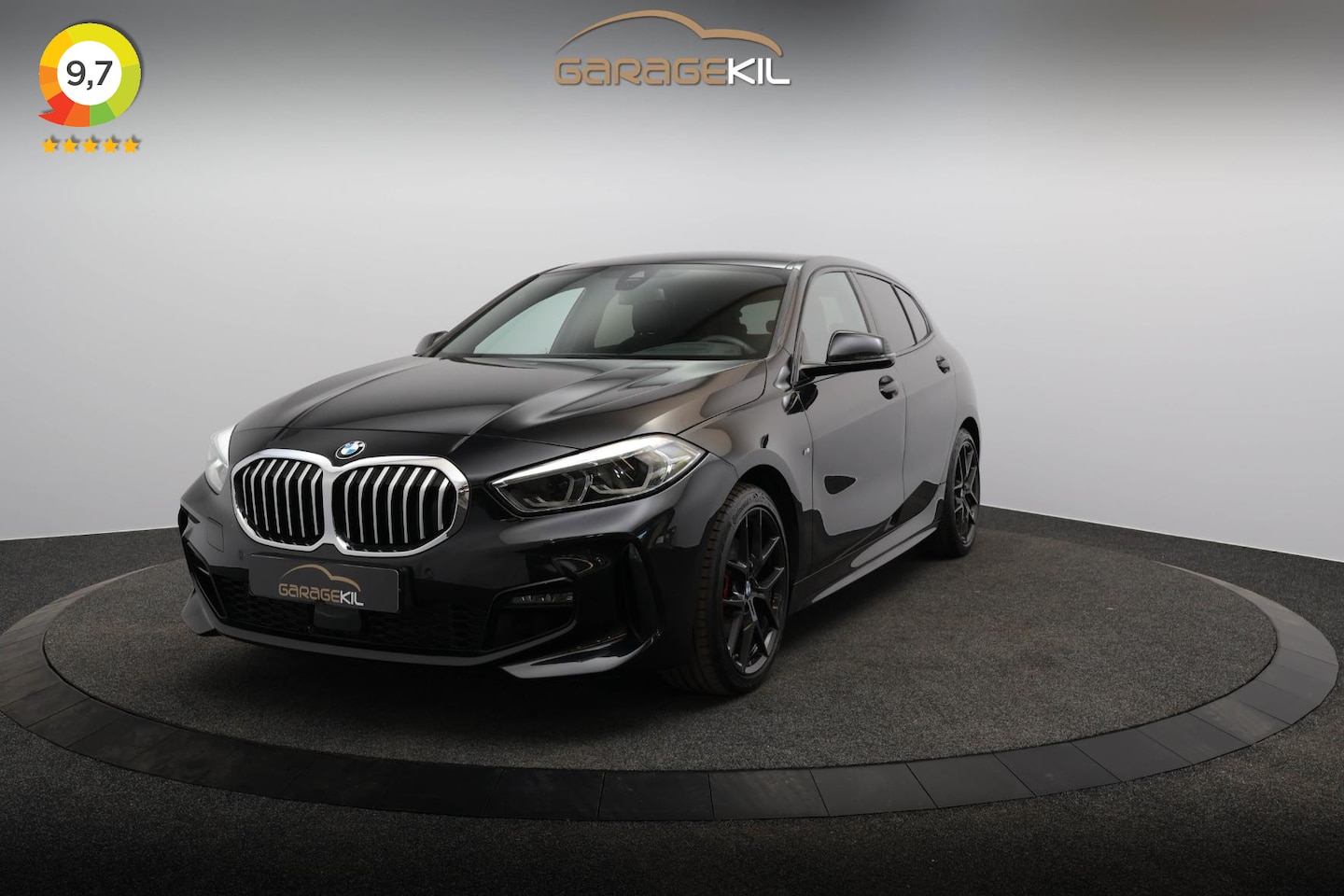 BMW 1-serie - 1er-Reihe 118i M Sport Dealeronderh. / Illuminated Berlin / Hifi / Head-up / Shadow Line / - AutoWereld.nl